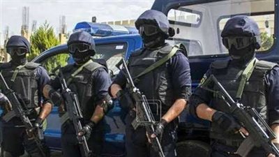 بالتعاون مع مديرية أمن البحيرة..  ضبط سائق هارب من تنفيذ عدد من الأحكام القضائية 