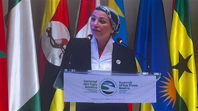 وزيرة البيئة تلقى كلمة مصر بصفتها رئيس مؤتمر المناخ cop27 فى قمة 