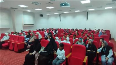 قومي السويس ينظم ندوة عن أبطال المقاومة الشعبية في السويس