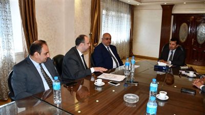 وزير الشباب والرياضة يبحث وضع استراتيجية التحول الرقمي في انتخابات الهيئات الشبابية والرياضية