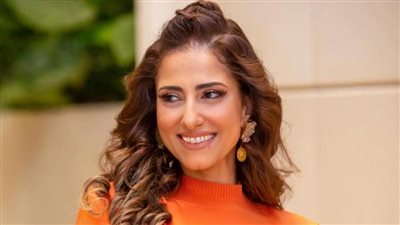 حنان مطاوع: 