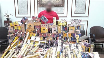 بـ 3130 عبوة.. ضبط عاطل بالإسكندرية لقيامه بالإتجار فى الألعاب النارية