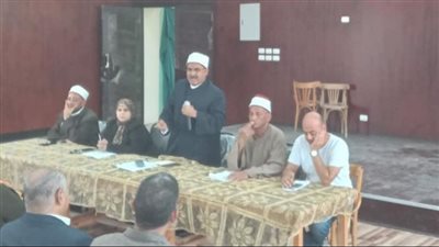 رئيس الأزهر بالسويس يجتمع بشيوخ المعاهد لجميع المراحل الدراسية