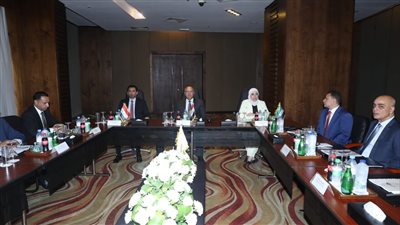 وزير النقل المصري يترأس الجمعية العمومية لشركة الجسر العربي للملاحة بحضور وزيرا النقل في الأردن والعراق 