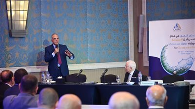 سويلم يشارك فى جلسة 