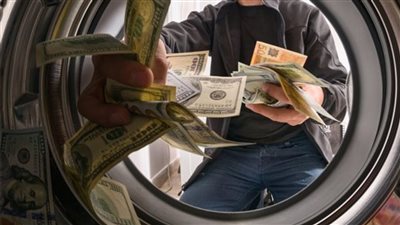 غسـل 25 مليون جنيه.. ضبط شخص بتهمة الإتجار غير المشروع بالنقد الأجنبي 