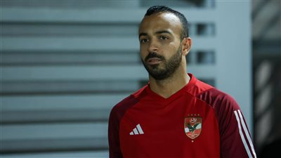 بعد أزمة مباراة المقاولون.. الأهلي يوقع عقوبة قاسية على محمد مجدي أفشة