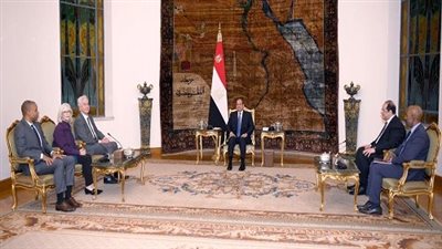 على الصعيد الأمني والاستخباراتي.. الرئيس السيسي يؤكد على الحفاظ على الأمن والاستقرار بالشرق الأوسط