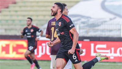 رأسية ياسر تمنح الأهلي التقدم أمام سيراميكا فى الشوط الأول