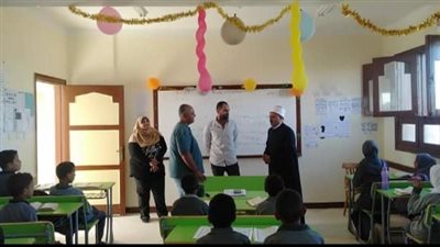 رئيس الأزهر بالسويس يتابع سير الدراسة بمعهد شندورة