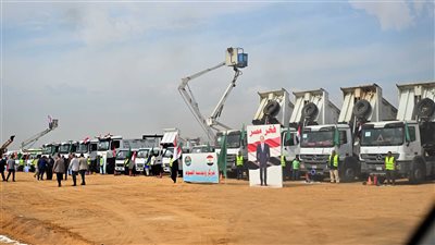 رئيس الوزراء يشهد اصطفافاً لمعدات مراكز محافظة الفيوم استعداداً لموسم الأمطار ومجابهة الازمات والكوارث