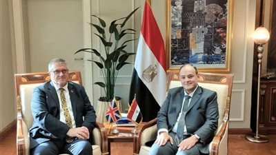وزير التجارة يستقبل مبعوث قمة الإستثمار «البريطانية- الأفريقية» بالعاصمة الإدارية الجديدة 