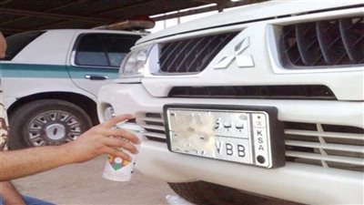 بسبب طمس اللوحات المعدنية لسيارته.. القبض على سائق سيارة نقل ثقيل بسوهاج