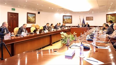 وزير الاتصالات: إقرار 