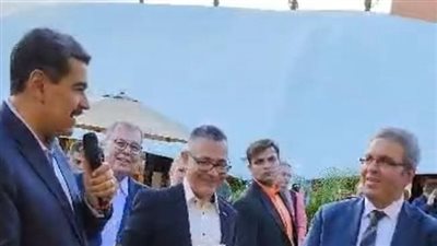 الرئيس الفنزويلي يفتتح الجناح المصري في معرض فنزويلا الدولي للكتاب