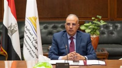 ‫ وزير الرى: تطهير 22 ألف كيلومتر من المصارف الزراعية سنويًا