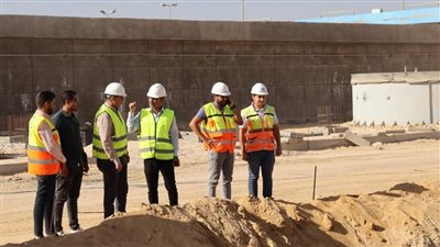 رئيس مياه الفيوم يتفقد سير العمل بمشروع إنشاء المرحلة الثالثة بمحطة مياه العزب الجديدة