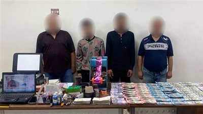 ضبط عناصر تشكيل عصابي تخصص في تقليد العملات وترويجها
