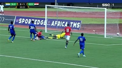 هدف وزيادة عددية.. منتخب مصر يتقدم على سيراليون في الشوط الأول