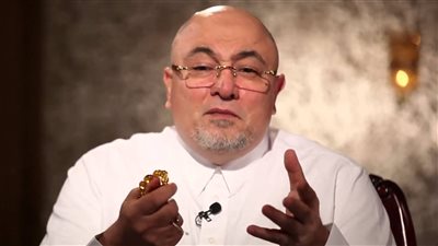 حسابه عند ربنا.. خالد الجندي لـ بيومي فؤاد: لو جارك عنده عزاء نمنع الأفراح