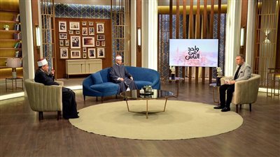 خطيب جامع الأزهر: كل واحد فينا مبتلى بشكل معين بـ