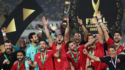 متفوقا على بايرن وبرشلونة.. الأهلي يتصدر تصويت أفضل نادٍ في العالم