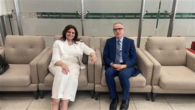 وزيرة الهجرة تصل إلى الإمارات ضمن محطات جولاتها الخارجية لحث المصريين بالخارج على المشاركة في الانتخابات الرئاسية