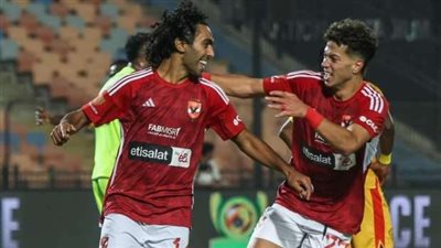 بعد استبعادهما من المنتخب.. انتظام إمام عاشور والشحات فى مران الأهلي