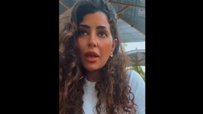 بلاش مُزايدة على الفنانين.. آيتن عامر: عندنا التزامات لو مشتغلناش هنتحبس