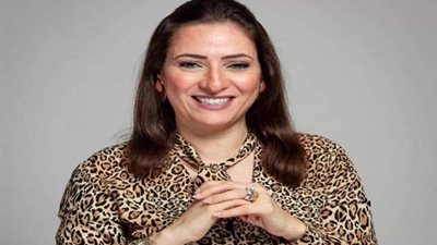 الإعلامية علا بكر تنضم لشاشة قناة المحور وتشارك بستديو 