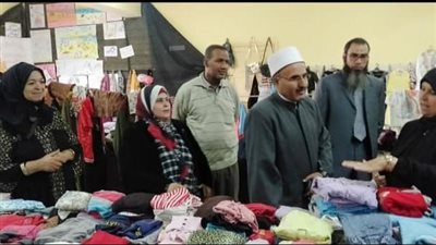 السويس الأزهرية تنظم المعرض الخيري السنوي للملابس