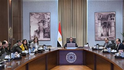 رئيس الوزراء يتابع موقف المشروعات التي تنفذها الهيئة الهندسية للقوات المسلحة في المحافظات