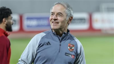 استبعاد 11 لاعبًا.. كولر يعلن قائمة الأهلي لمواجهة سموحة في الدوري 