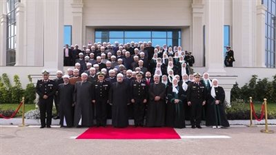 القوات البحرية تستقبل وفد الأئمة والواعظات المشاركين بالبرنامج التثقيفي للأئمة