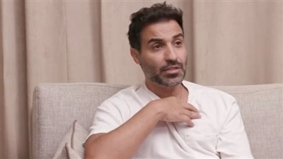 بعد انفصاله.. أحمد فهمي يكشف سر تأخره في إنجاب الأطفال
