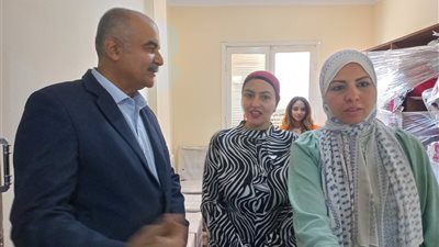 نائب محافظ الجيزة تشهد فعاليات القافلة التنموية الشاملة بحي الدقي