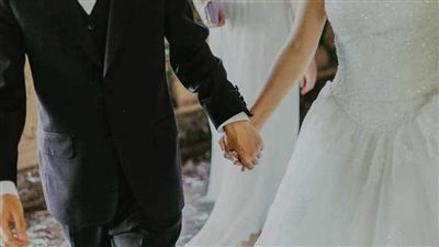 لزوم الفرفشة والدلع.. تفاصيل القبض على عروسين بحوزتهما مخدرات بمطار القاهرة