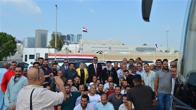 سفارة مصر بأبو ظبى تشهد إقبالا كثيفا فى ثانى أيام انتخابات الرئاسة