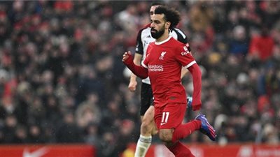 يستعيد الوصافة.. صلاح يصنع في فوز ليفربول على فولهام 4-3