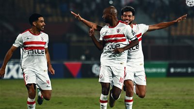 زيزو جول شيكا بوم.. الزمالك ينهي الشوط الأول بثنائية أمام سوار الغيني