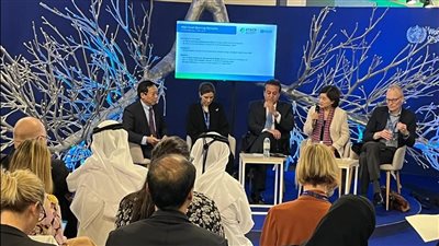 وزير الصحة يؤكد ضرورة دمج اعتبارات تغير المناخ في تصميم مرافق الرعاية الصحية