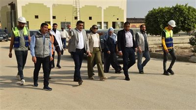 وفد هيئة المجتمعات العمرانية في زيارة لجهاز مدينة السويس الجديدة