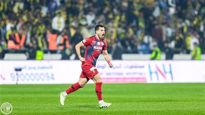 منافس الأهلي المحتمل.. طارق حامد يسجل ويقود ضمك لفوز كبير على الاتحاد
