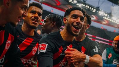 سجل وصنع.. مرموش يقود فرانكفورت لاكتساح بايرن ميونخ بخماسية في الدوري الألماني