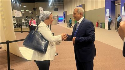 وزيرة البيئة تلتقى رئيس الأكاديمية العربية للعلوم والتكنولوجيا والنقل البحرى