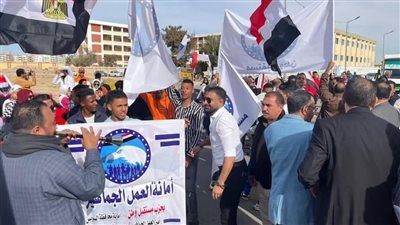 إنطلاق مسيرات لأعضاء مستقبل وطن بالسويس تتجه للإنتخابات الرئاسية