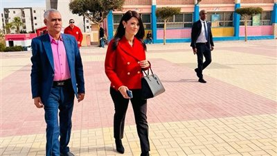 الدكتورة رانيا المشاط وزيرة التعاون الدولى تدلى بصوتها فى الانتخابات الرئاسية بالقاهرة الجديدة