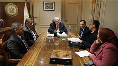 وزير التعليم العالي يلتقي بالدكتور قليني المصنف ضمن قائمة أعلى 2% من العلماء الأكثر تأثيرًا في العالم 