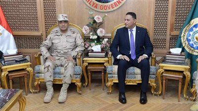 محافظ الدقهلية يستقبل قائد الفرقة السابعة بالجيش الثانى الميدانى بالقوات المسلحه بالديوان العام للمحافظة
