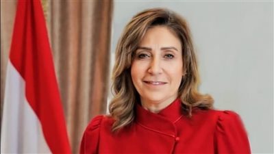 وزيرة الثقافة توجه بطباعة الأعمال الفائزة بمسابقة 